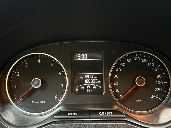 Volkswagen Polo 14 of 18