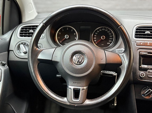Volkswagen Polo 13 of 18