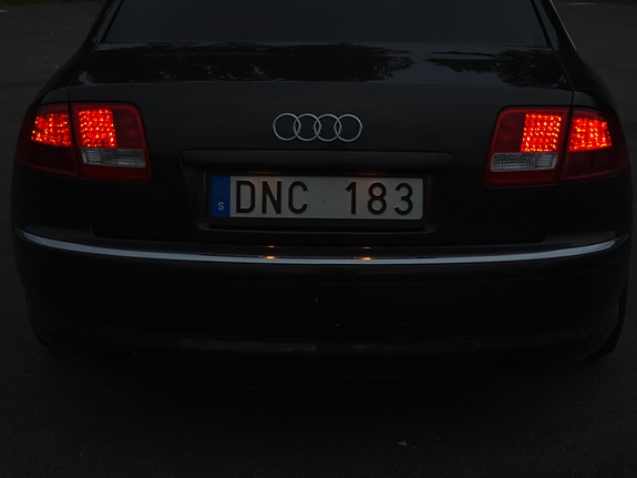 Audi A8 6 of 6