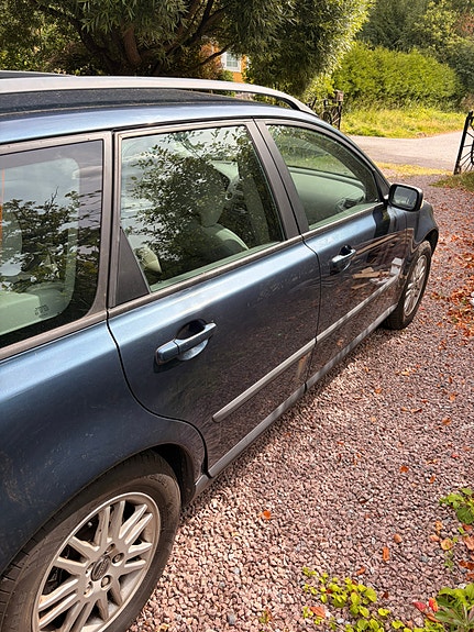 Volvo V50 4 of 6