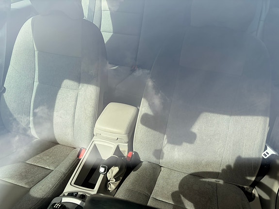 Volvo V50 5 of 6