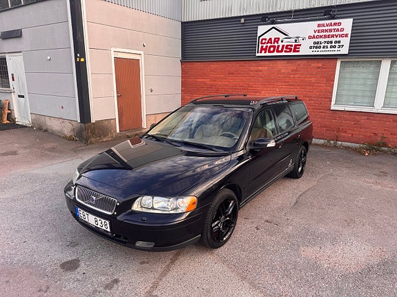Volvo V70 4 of 21