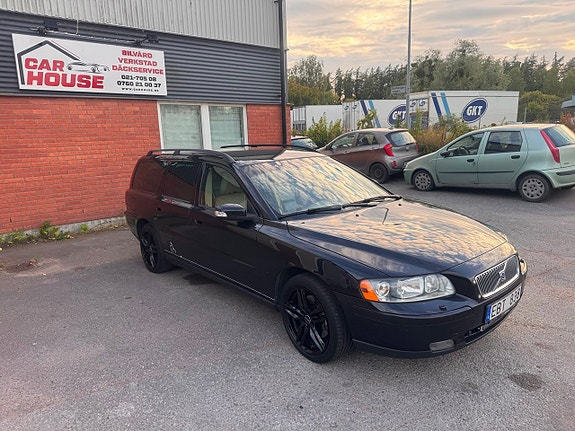 Volvo V70 7 of 21