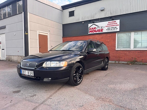 Volvo V70 5 of 21
