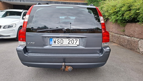 Volvo V70 5 of 10
