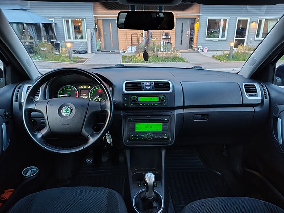 Skoda Fabia 2 of 2