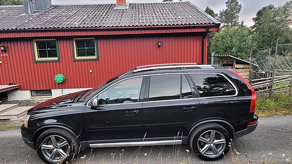 Volvo XC90 6 of 12