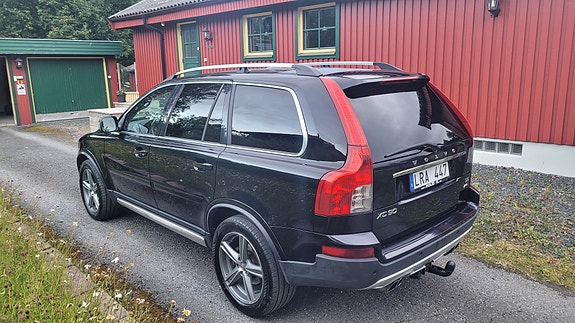 Volvo XC90 3 of 12
