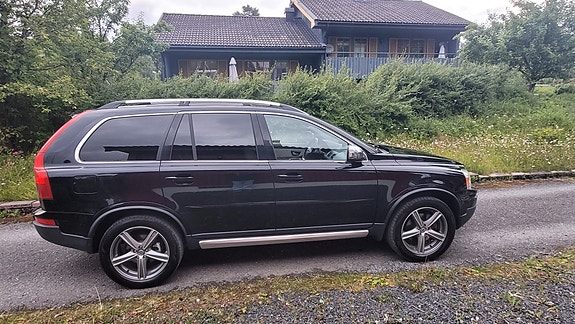 Volvo XC90 5 of 12