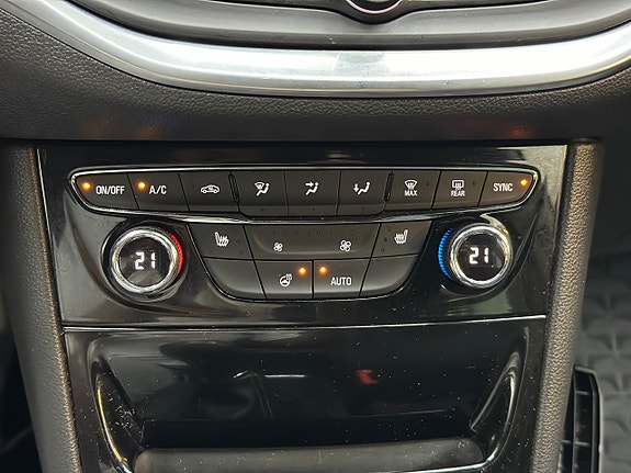 Opel Astra 19 of 21