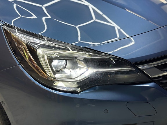 Opel Astra 9 of 21