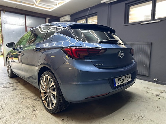Opel Astra 3 of 21