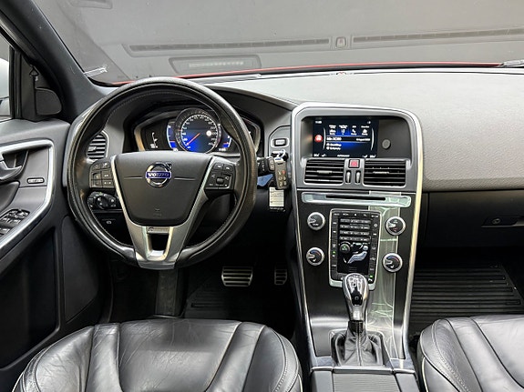 Volvo XC60 17 of 29