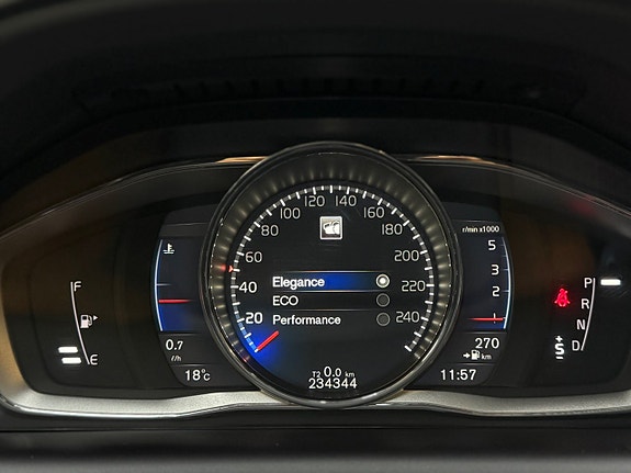 Volvo XC60 22 of 29