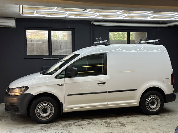Volkswagen Caddy 2 of 12