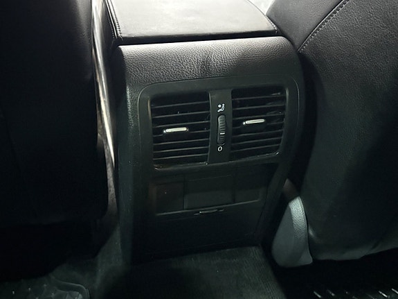 Volkswagen Passat 20 of 20