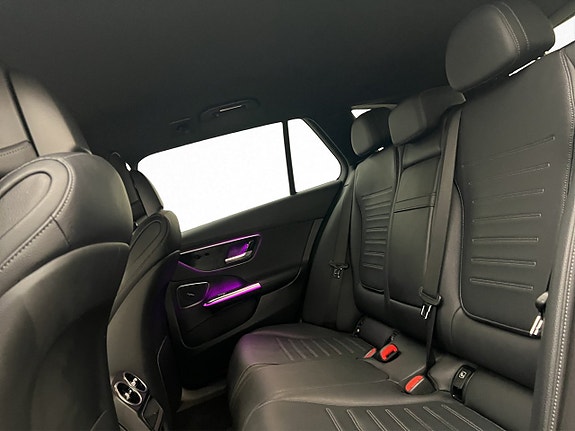 Mercedes-Benz C300 18 of 30