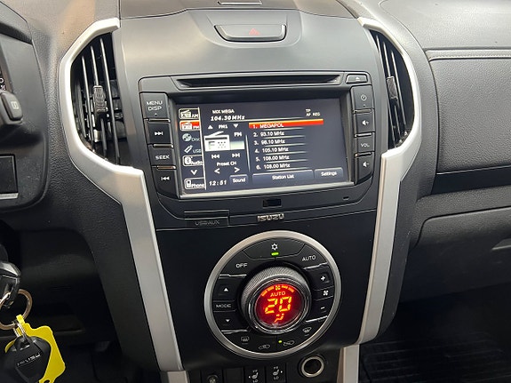 Isuzu D-max 17 of 26