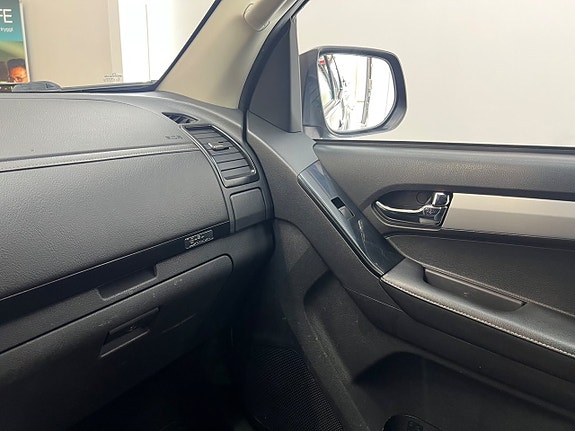 Isuzu D-max 16 of 26