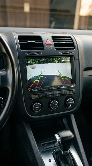 Volkswagen Golf V 5 of 9