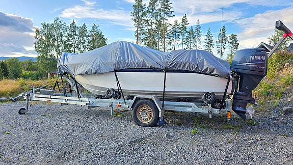 Yamarin 5220, Yamaha 100 hk fyrtakt inkl 80 km/h trailer. 2004 10 of 10