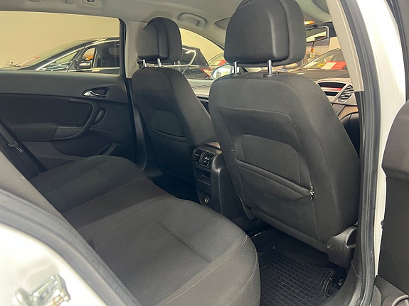 Opel Insignia 27 of 27