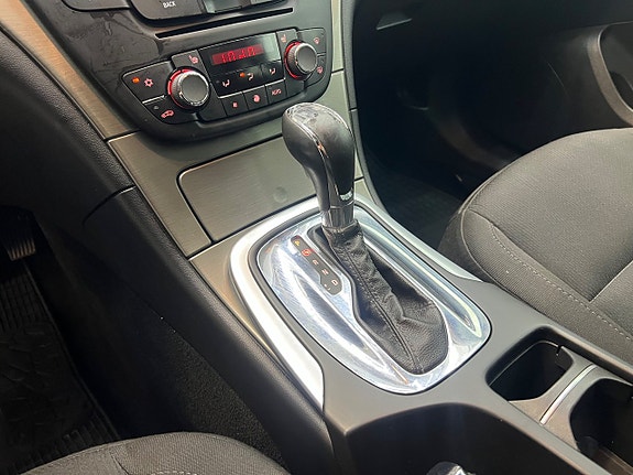 Opel Insignia 18 of 27