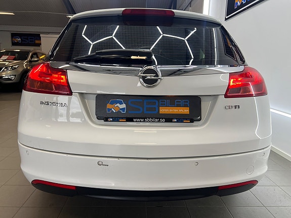 Opel Insignia 4 of 27