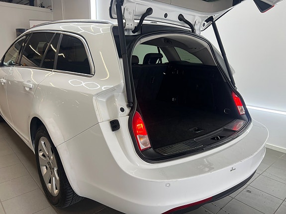 Opel Insignia 12 of 27