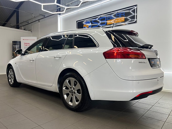 Opel Insignia 3 of 27