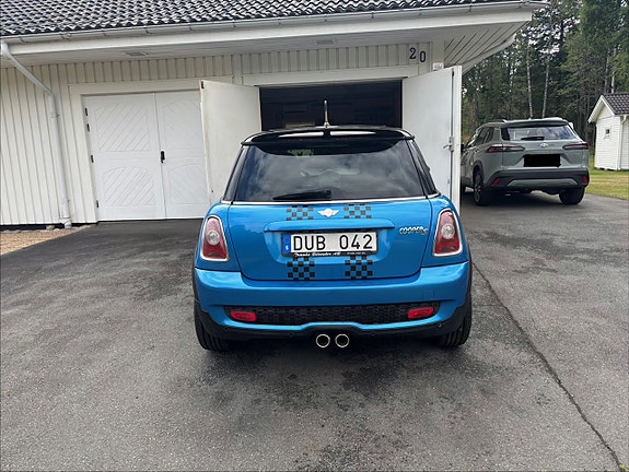 MINI Cooper S 6 of 6