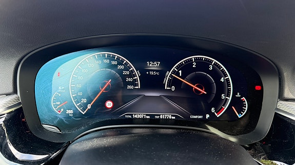 BMW 530d 4 of 16