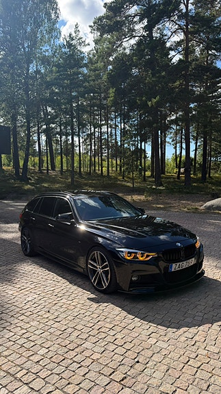 BMW 340i 2 of 5