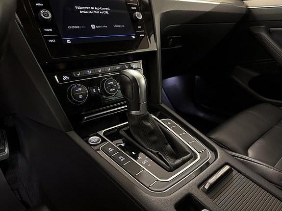 Volkswagen Passat Alltrack 15 of 16