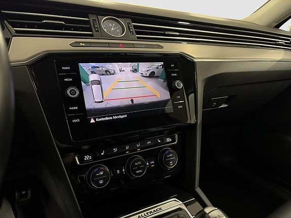 Volkswagen Passat Alltrack 16 of 16
