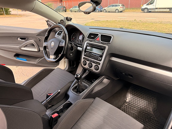 Volkswagen Scirocco 10 of 15
