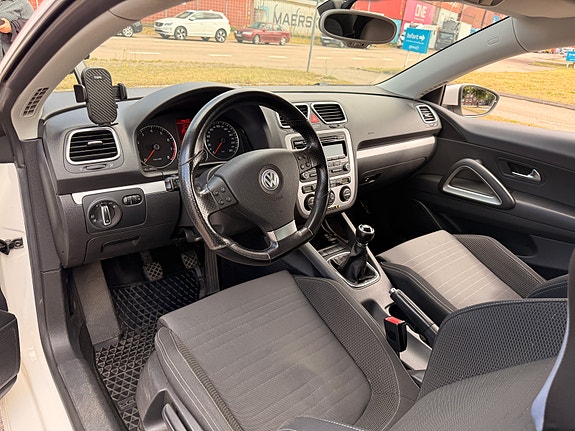 Volkswagen Scirocco 9 of 15