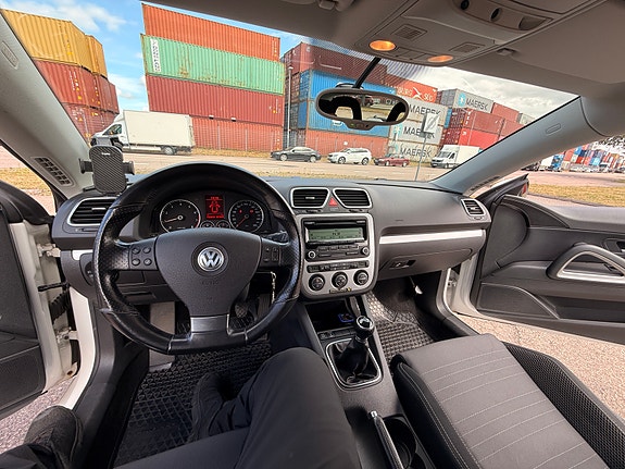 Volkswagen Scirocco 12 of 15