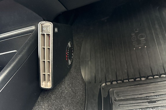 Toyota RAV4 15 of 30