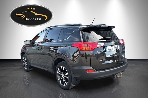 Toyota RAV4 3 of 30