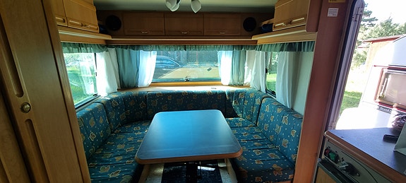 Adria Unica 562 UL 9 of 11