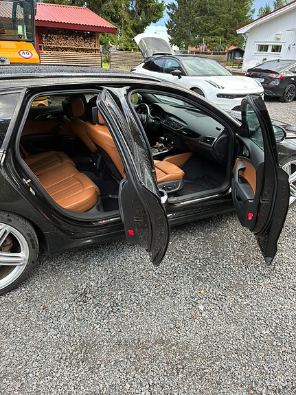 Audi A6 6 of 6