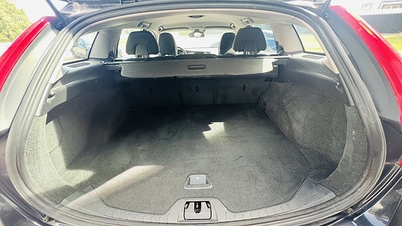 Volvo V60 23 of 24