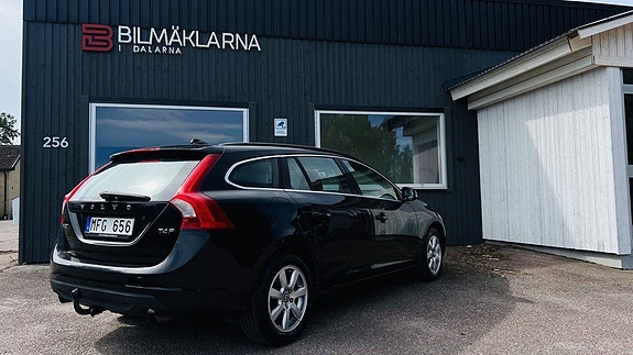 Volvo V60 14 of 24