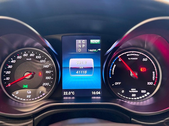 Mercedes-Benz EQV300 20 of 20
