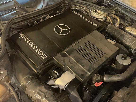 Mercedes-Benz 420 E 3 of 6