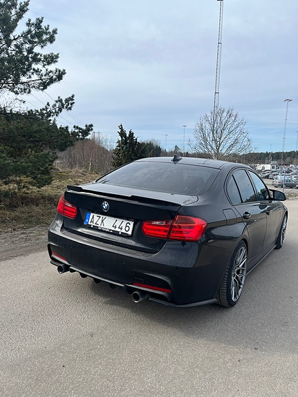 BMW 318d 6 of 9