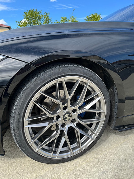 BMW 318d 9 of 11