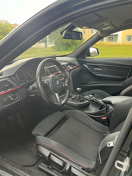 BMW 318d 8 of 9