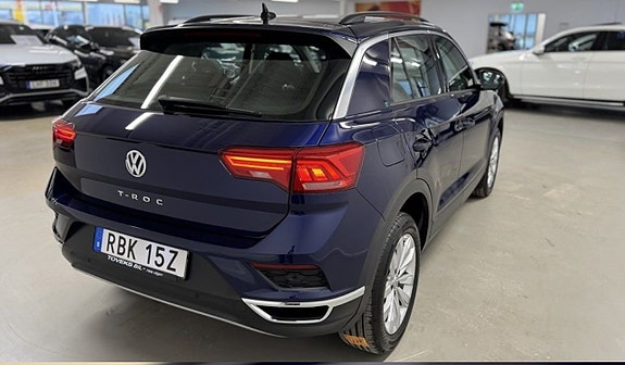 Volkswagen T-Roc 2 of 21
